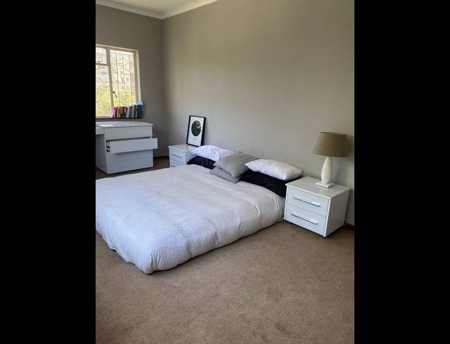 4 BEDROOM APARTMENT TO LET IN CLARENDON